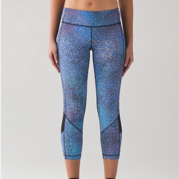 lululemon athletica Pants - Lululemon Pace Rival Crop *22" Strive Multi Black